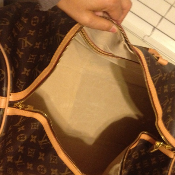 SOLD to @biancah7 more LV pics
