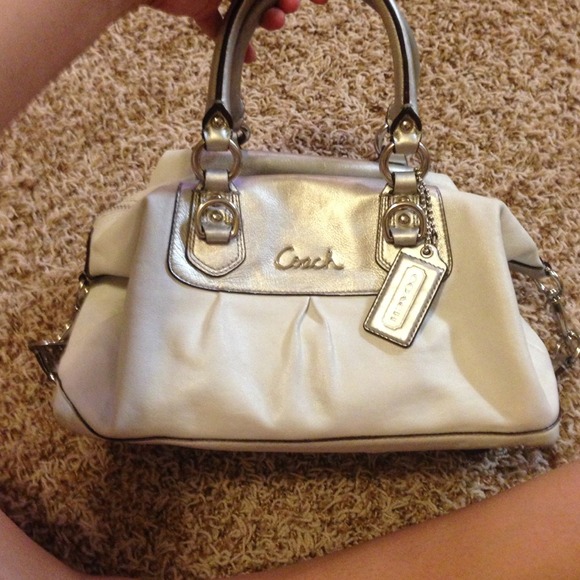 Authentic Pre-Loved Coach bag❤