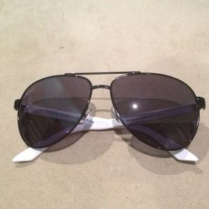 ⛔SOLD⛔ Gucci mens sunglasses