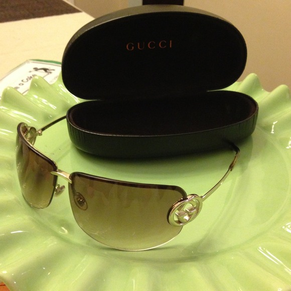 Authentic Gucci shades - Picture 1 of 4