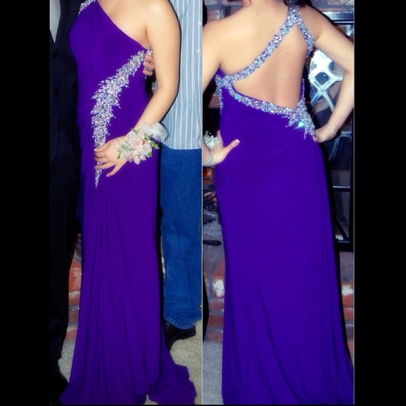 Night Moves prom dress
