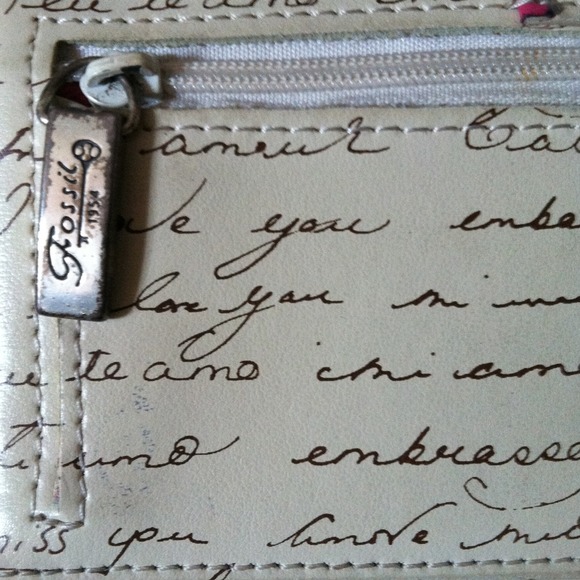 ☀Sold!☀Cute Fossil Wallet - Picture 4 of 4