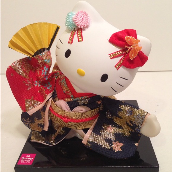 💮✋HOLD til 8/15/13 💮 Collectible Hello Kitty