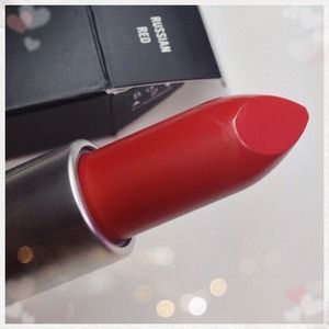 MAC Russian Red Lipstick💄 (Matte) 💯authentic
