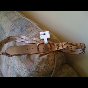 Jessica Simpson bronze leather belt