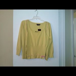 Yellow and pink twin set