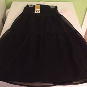 ⛔SOLD⛔⛔⛔Black skirt and orange bundled for posher