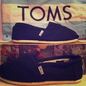 TOMS