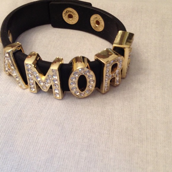 Bracelet!