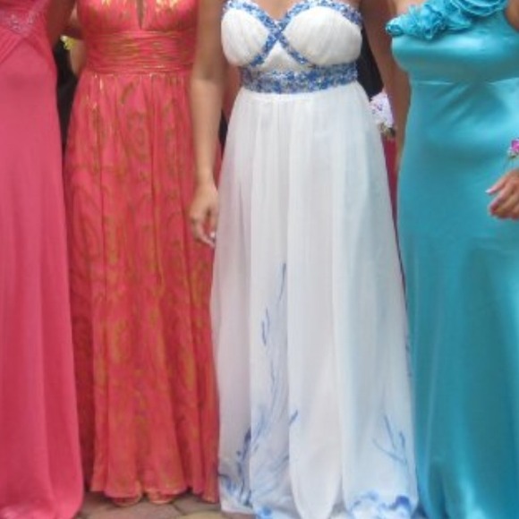 White prom gown