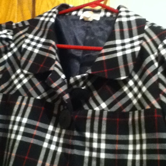 Top - Picture 2 of 2