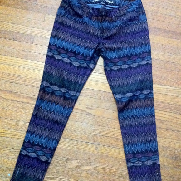 ✋TRADED✋American Eagle Patterned Jeggings