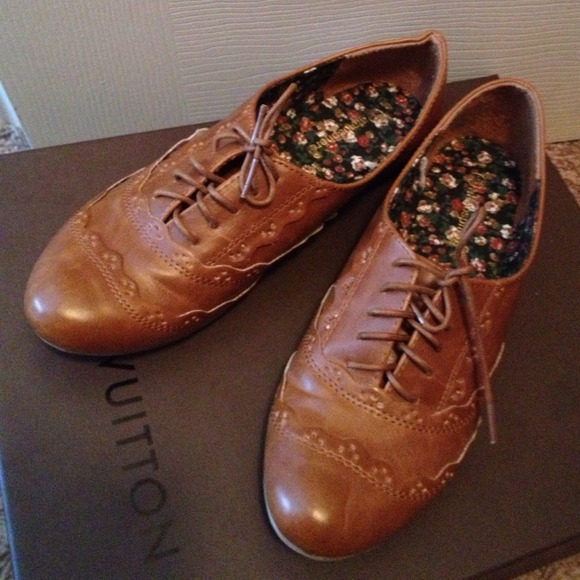 Classic Oxford - no longer available - Picture 2 of 3