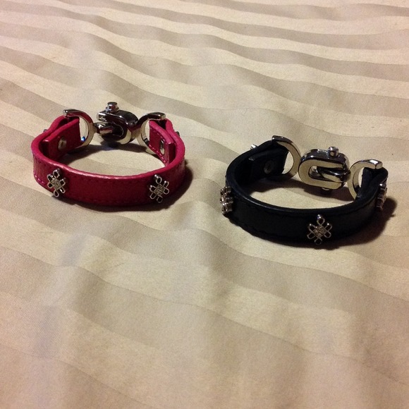 *Bundle for Saundie*