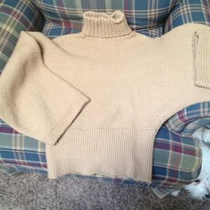 Turtle neck sweater