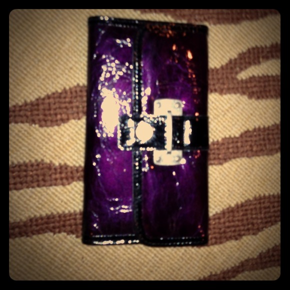 SOLD!! Vera wang wallet