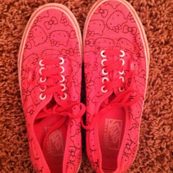 Hello Kitty Vans
