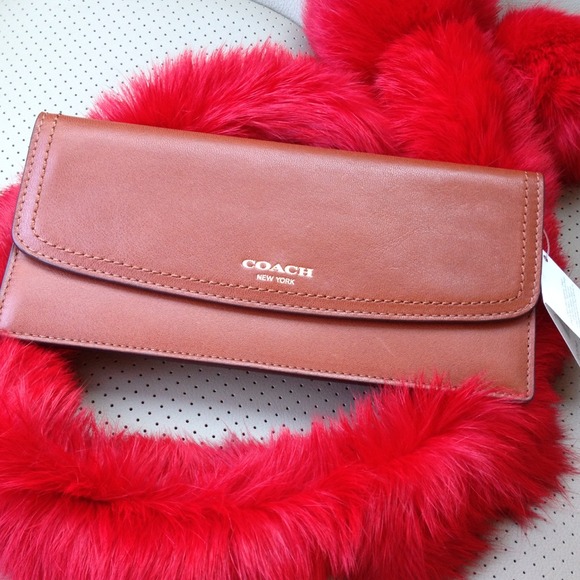 Coach Clutches & Wallets - 🏁SOLD🏁🔘Coach wallet NWT 🔘71/2" x 3 1/2" #47990