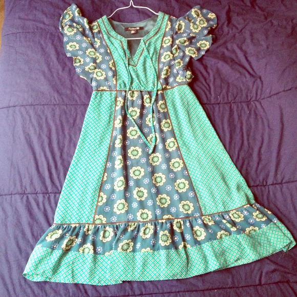 Spring dress !!! - Picture 1 of 3