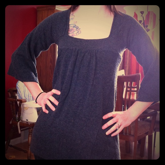 ⚠SOLD⚠Express long baby doll sweater