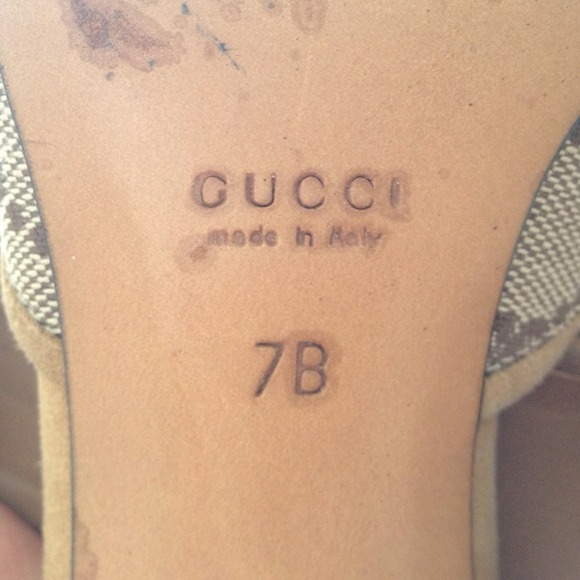 Size 7B GUCCI heels - Picture 2 of 2