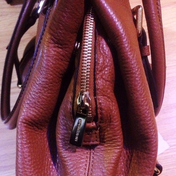 Michael Kors 2013 Middle Zip-Top Satchel in Cognac - Picture 3 of 4
