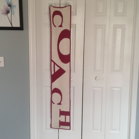 🐾SOLD BUNDLE🐾Coach Scarf 🎀Reduced 🎀