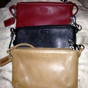 SOLD@@@@Authentic Coach wristlet $25 RED Only