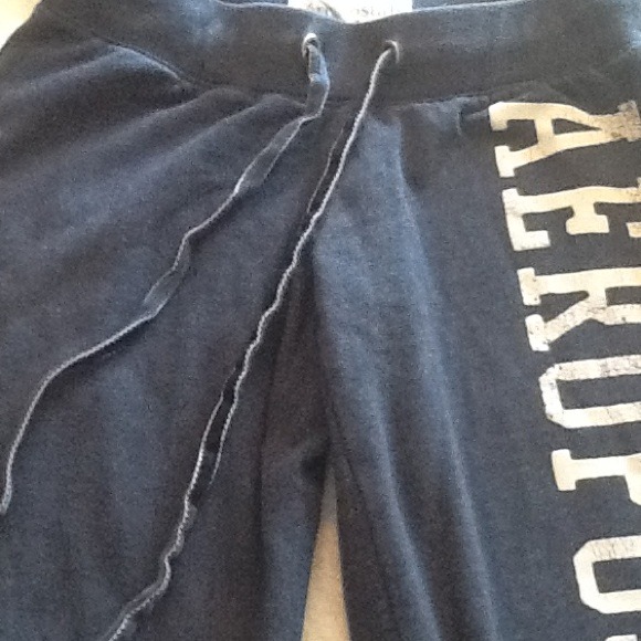 Sweats - Picture 2 of 3