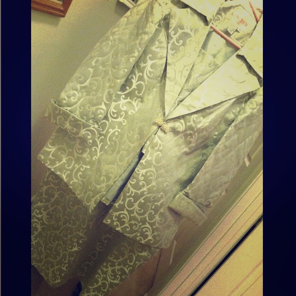 Two piece dress suit