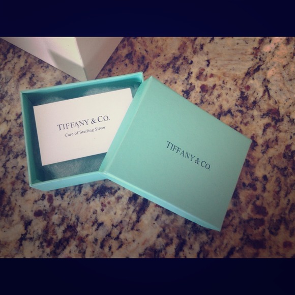 SOLD💓Tiffany & Co Blue Box from NY, pouch
