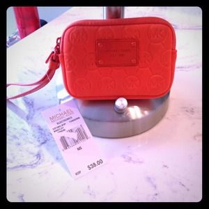 🍊🍊TANGERINE MICHAEL KORS WRISTLET🍊🍊