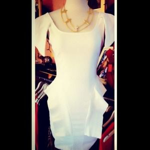 Gorgeous dress!