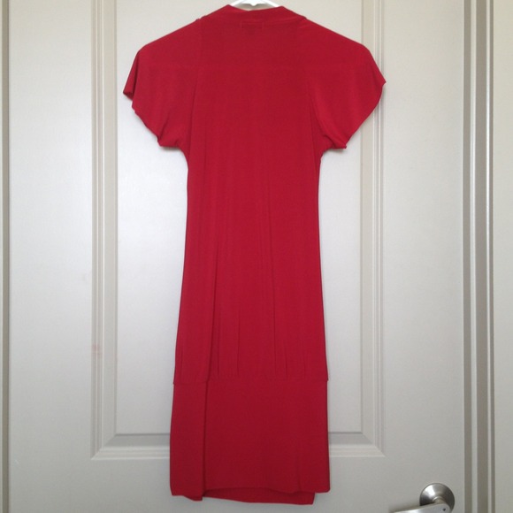 Red dress - Picture 2 of 3