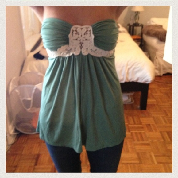 Tops - Green strapless shirt with white embroided detail