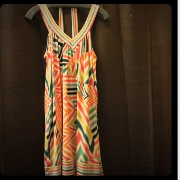 BCBG geo dress - Picture 4 of 4