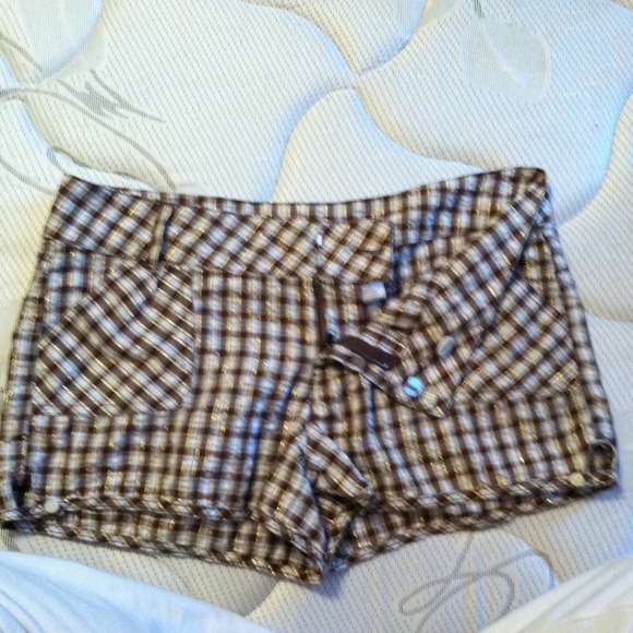 No boundaries junior shorts