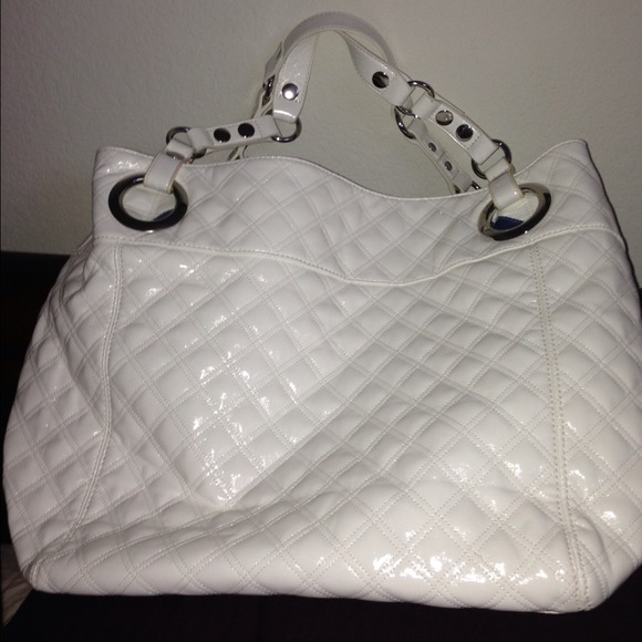 🌺🌺SOLD🌺🌺SOLD🌺🌺Steve Madden quilted tote - Picture 2 of 4