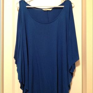 🚫SOLDRoyal Blue flowing shirt from Old Navy.