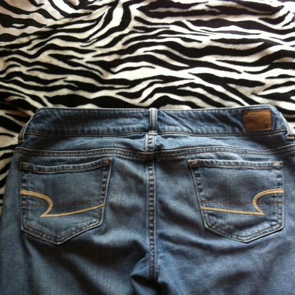 Jeans - Picture 2 of 3