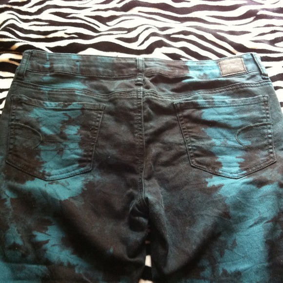 Jeans - Picture 3 of 3