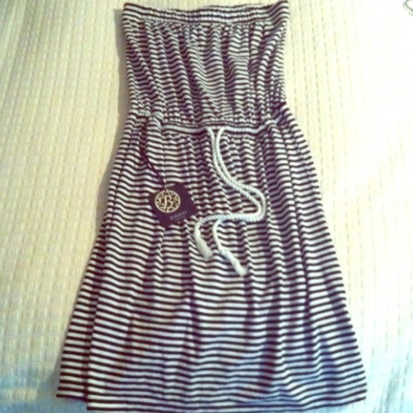 SOLD NWT Nordstrom Bobeau drawstring  dress