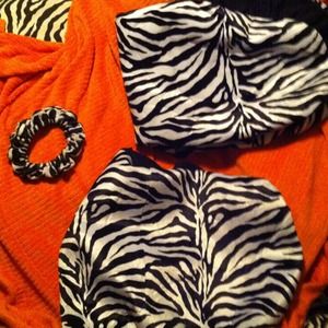 ❌Reserved until monfay❌Never used Zebra car set