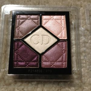 Dior eyeshadow Comment if interested make an offer