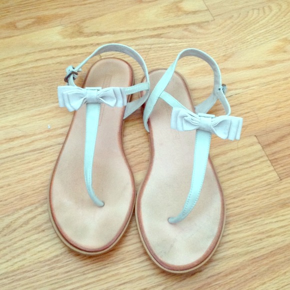 French Connection Nude Bow Sandal