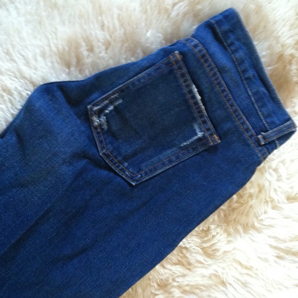 Earl Jeans that are timeless bootcut low rise - Picture 3 of 4