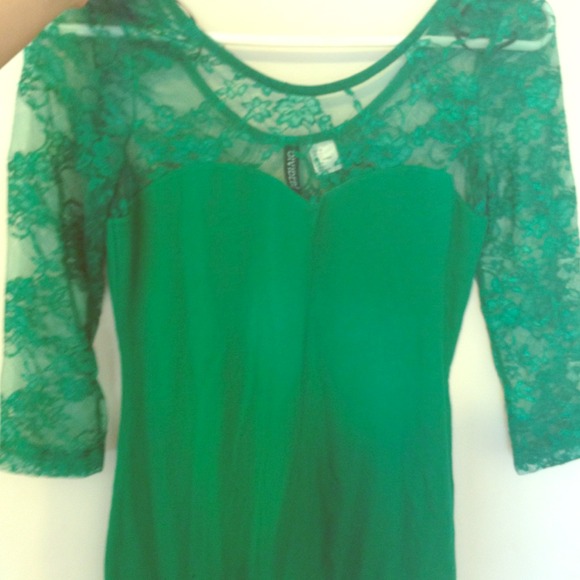 Bundles sold H&M green dress new lace sleeves!