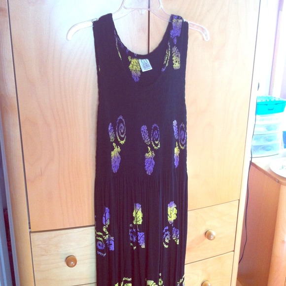 Vintage black stretchy maxi dress purple yellow