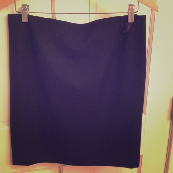 Black bouchra jarrar 100% wool skirt.