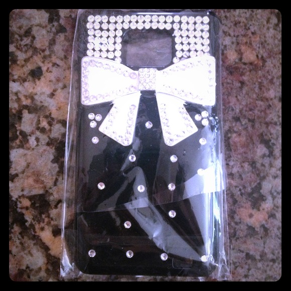 Black rhinestone phone case 💎